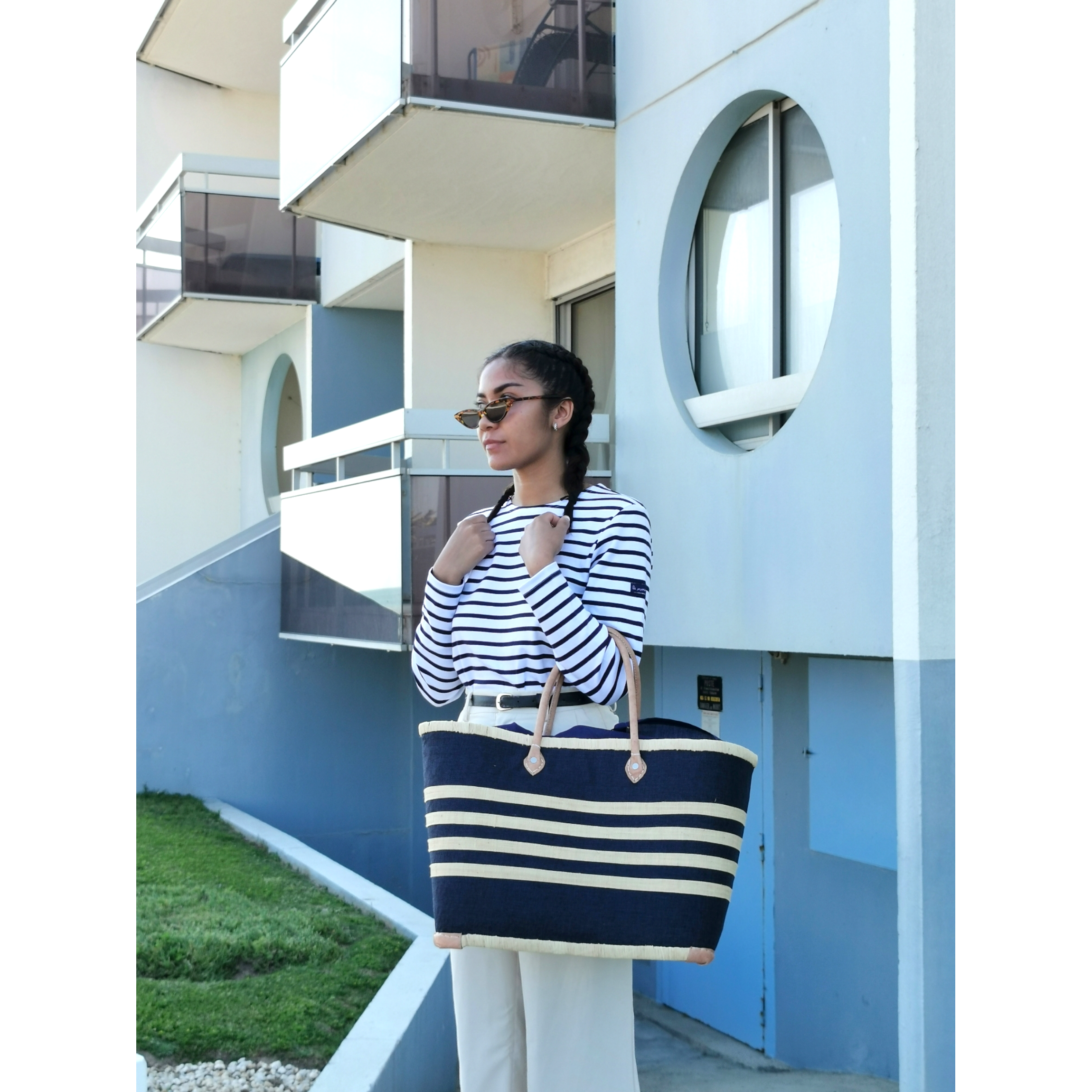 Nature et Fibre – wholesale Beach bag – Extra large beach bag, XXL woven straw basket1