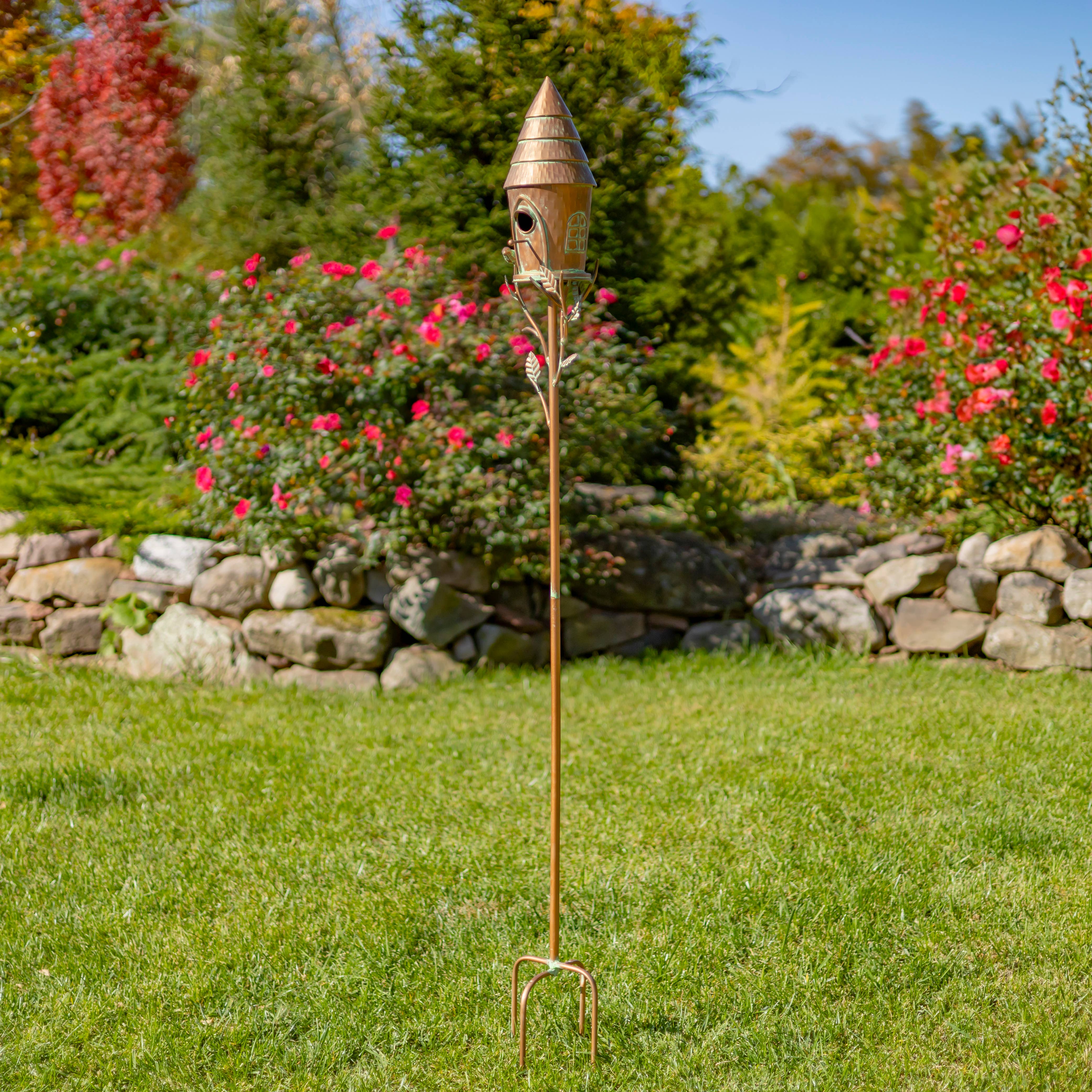 Zaer Ltd. International - Vente Nichoir - Nichoir à oiseaux de plus de 70 po de haut avec finition en cuivre - 2 options de style2