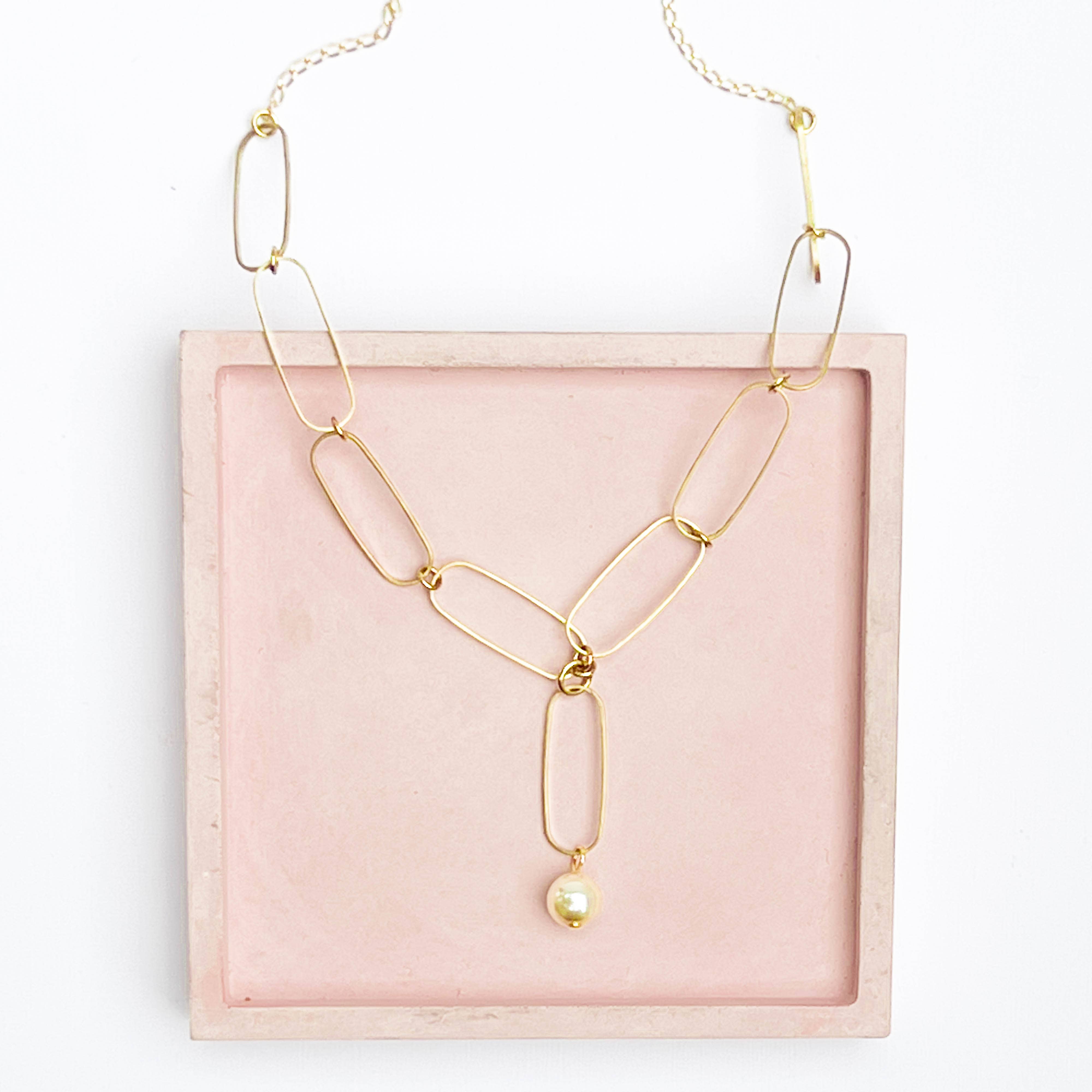 Nest Pretty Things - Vente Colliers à pendentif - Collier Trombone Et Perle1