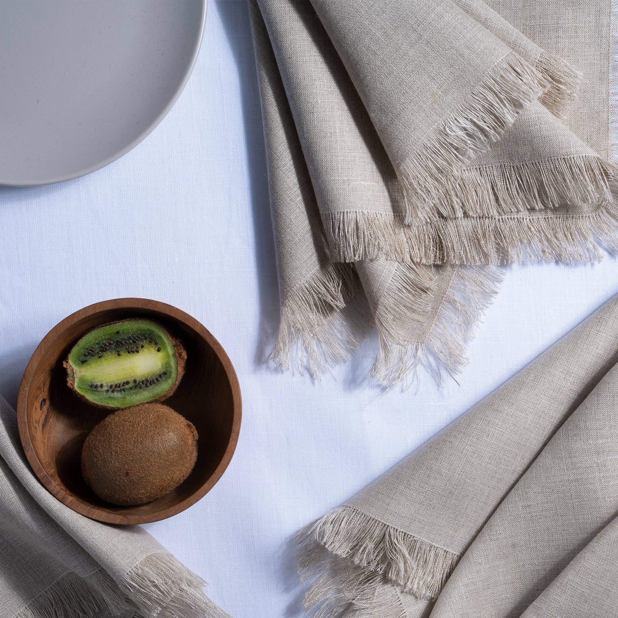 D'Moksha – wholesale Middags- och tygservett – Naturliga linne middagsservetter 20 x 20 tum uppsättning av 4 - fransar3