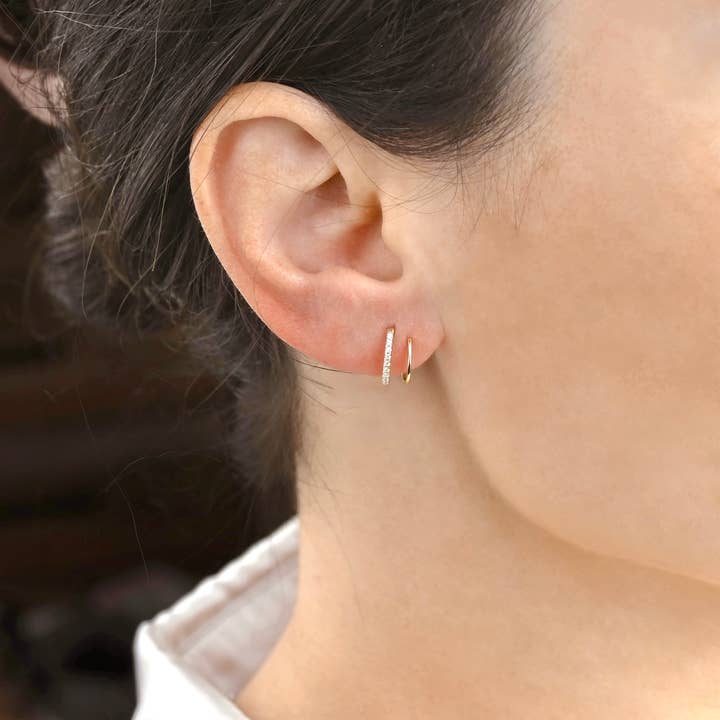 Blueyejewelry - Vendita all'ingrosso Orecchini a cerchio - Orecchini a Cerchio a Spirale Dorata - Orecchini a Torsione Impermeabili