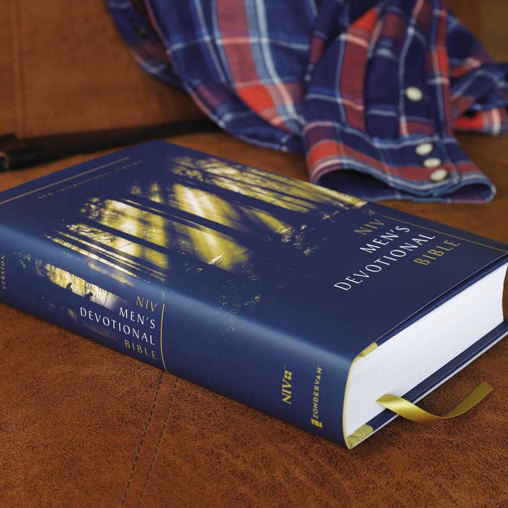 HarperCollins Christian Publishing - Wholesale Religion - NIV Men's Devotional Bible, Hardcover1