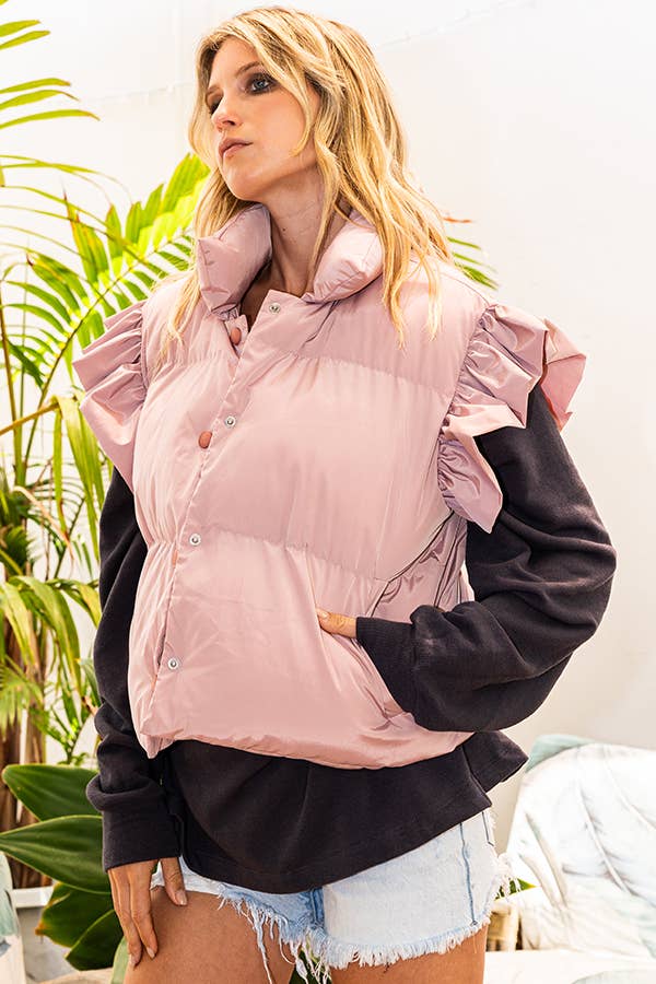 BUCKETLIST INC – wholesale Outerwear Vest - Women’s – IT1813-1 Ruffle Sleeve Crop Down Vest16