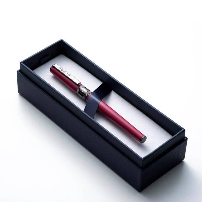 Manuscript - Vente Stylos - Stylo Rollerball Tom Hessin Rebel Rouge Garniture en Métal Canon2