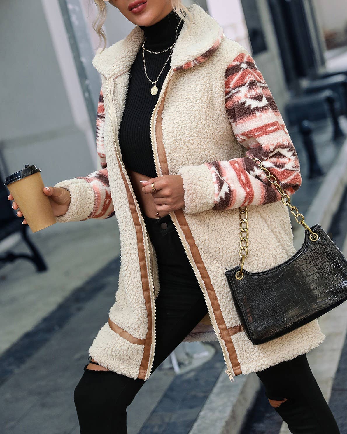 HIDDENBRAND - Wholesale Fur/Faux Fur Coat - Women's - Aztec patchwork sherpa zip coat11