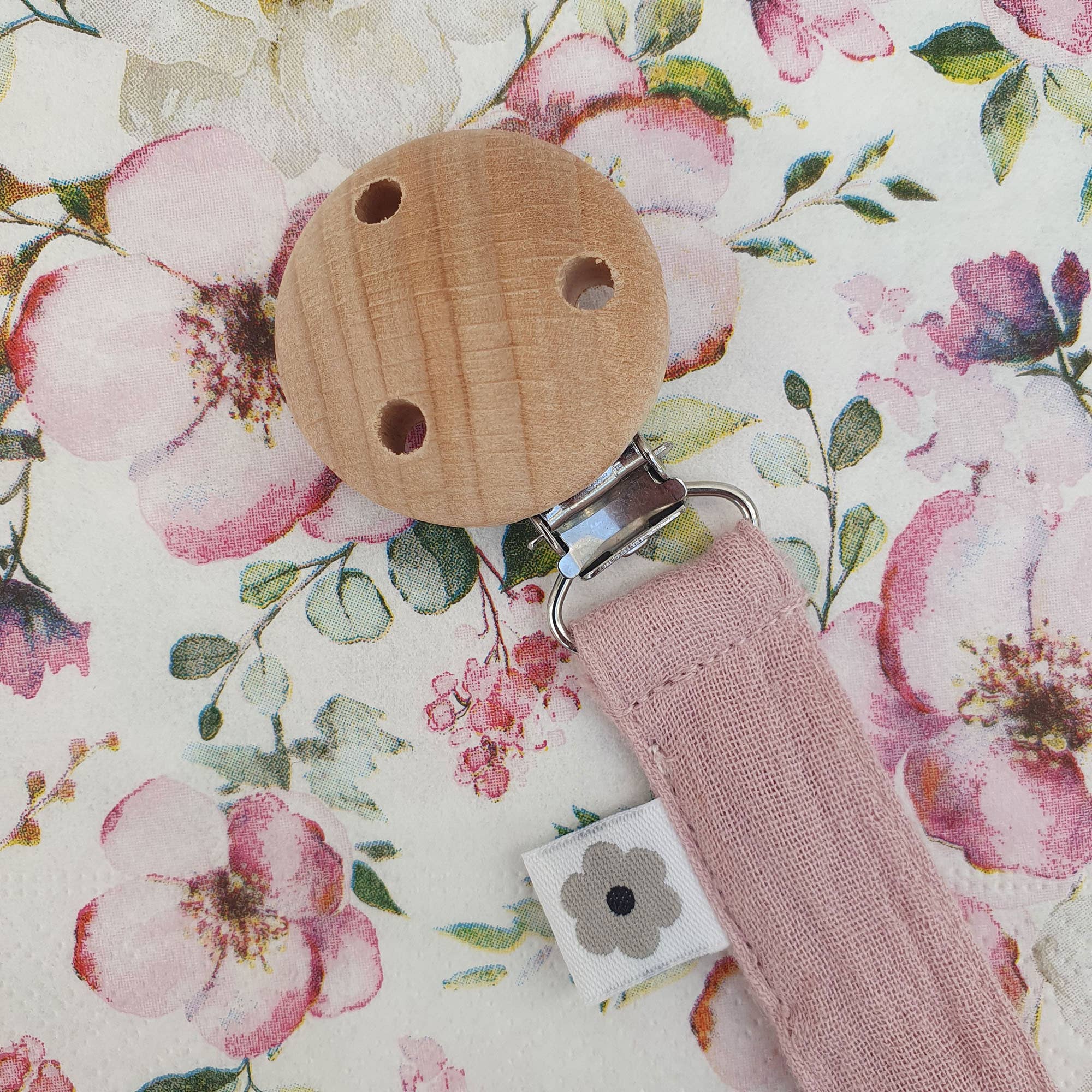 Summerville organic - Wholesale Pacifier Clip - Baby - Organic Pacifier Clip Muslin Pale Mauve4