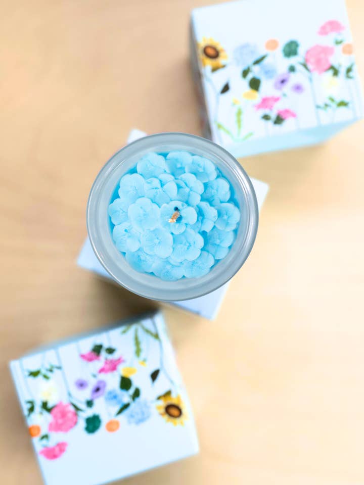 Hortensien-Blumenkerze, umweltfreundliche Kerze, verschiedene Größen für den Großhandel von Multifaceted™ Artisan Candles