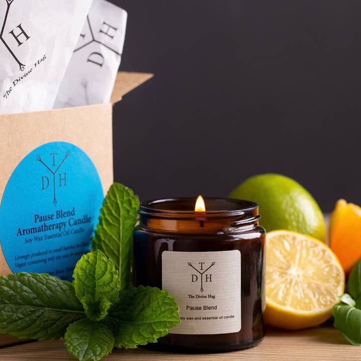 Pause Aromaterapi stearinlys for engroshandel hos The Divine Hag Ltd