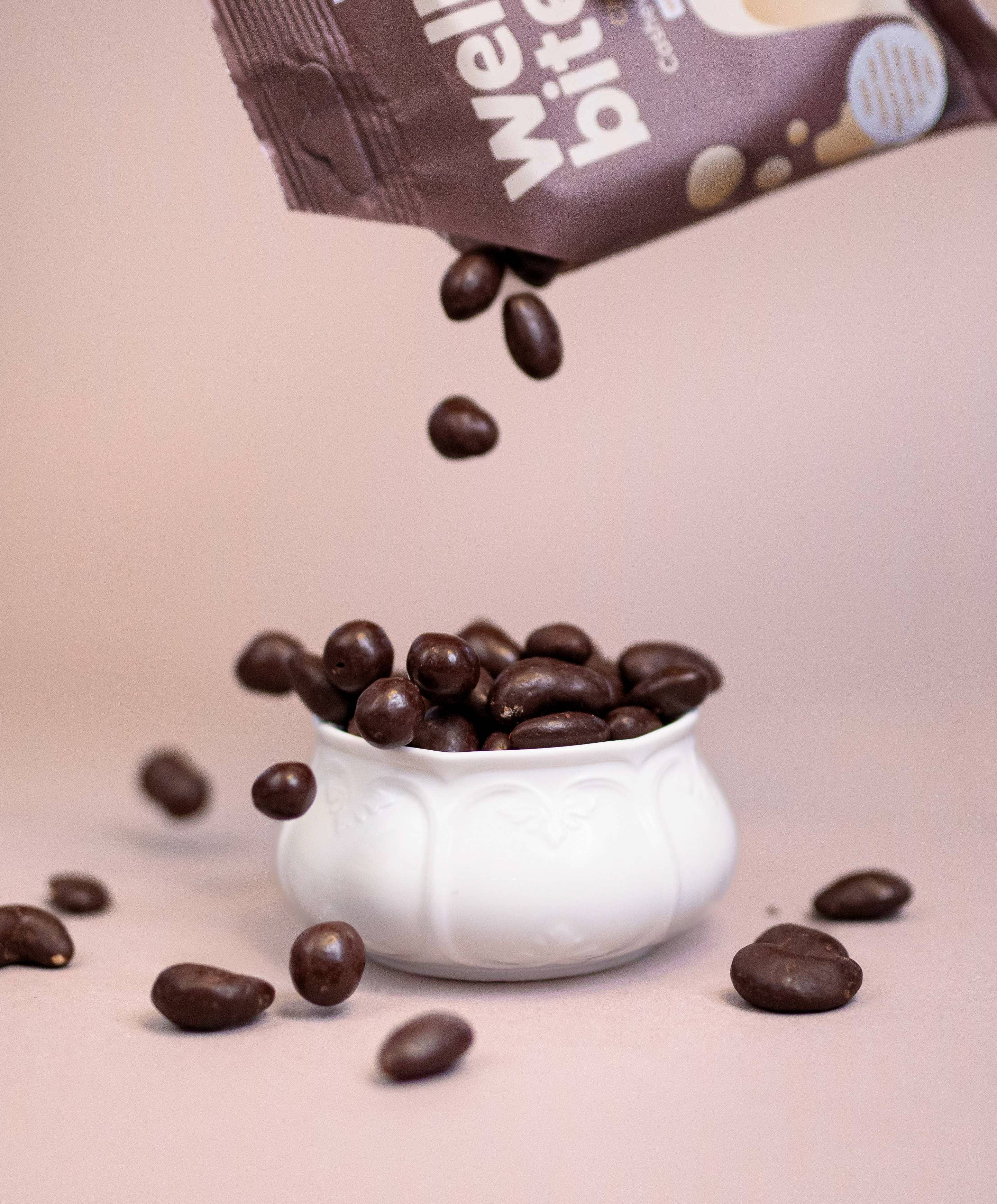 Wellibites - Wholesale Chocolate Covered Sweets - Chocolate Nuts Cashew & Almond1