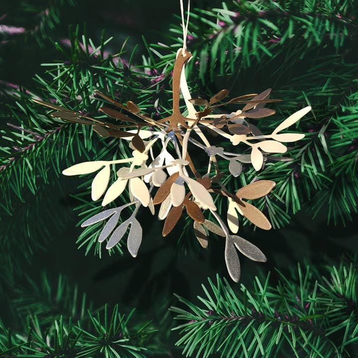 A Blackbird Sang - Wholesale Christmas Decoration - Christmas Decorations - Mistletoe - Three pieces in gold, silver, cream - metal9