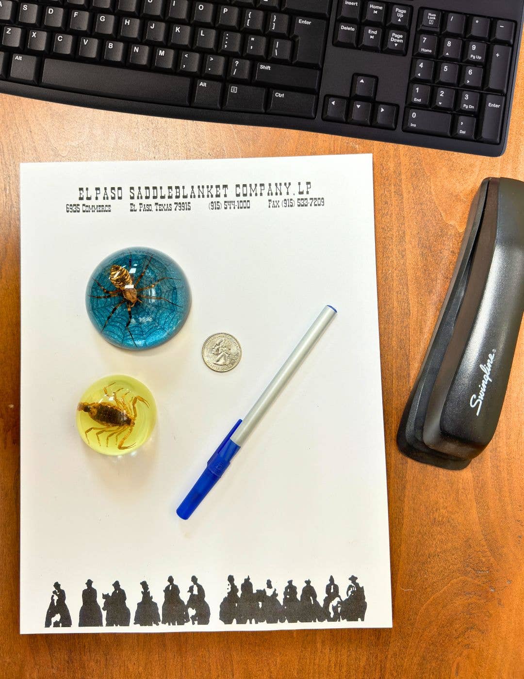 El Paso Saddleblanket – Großhandel Briefbeschwerer – Mittelgroße Briefbeschwerer mit Halbkuppelform im Spinnenformat.1