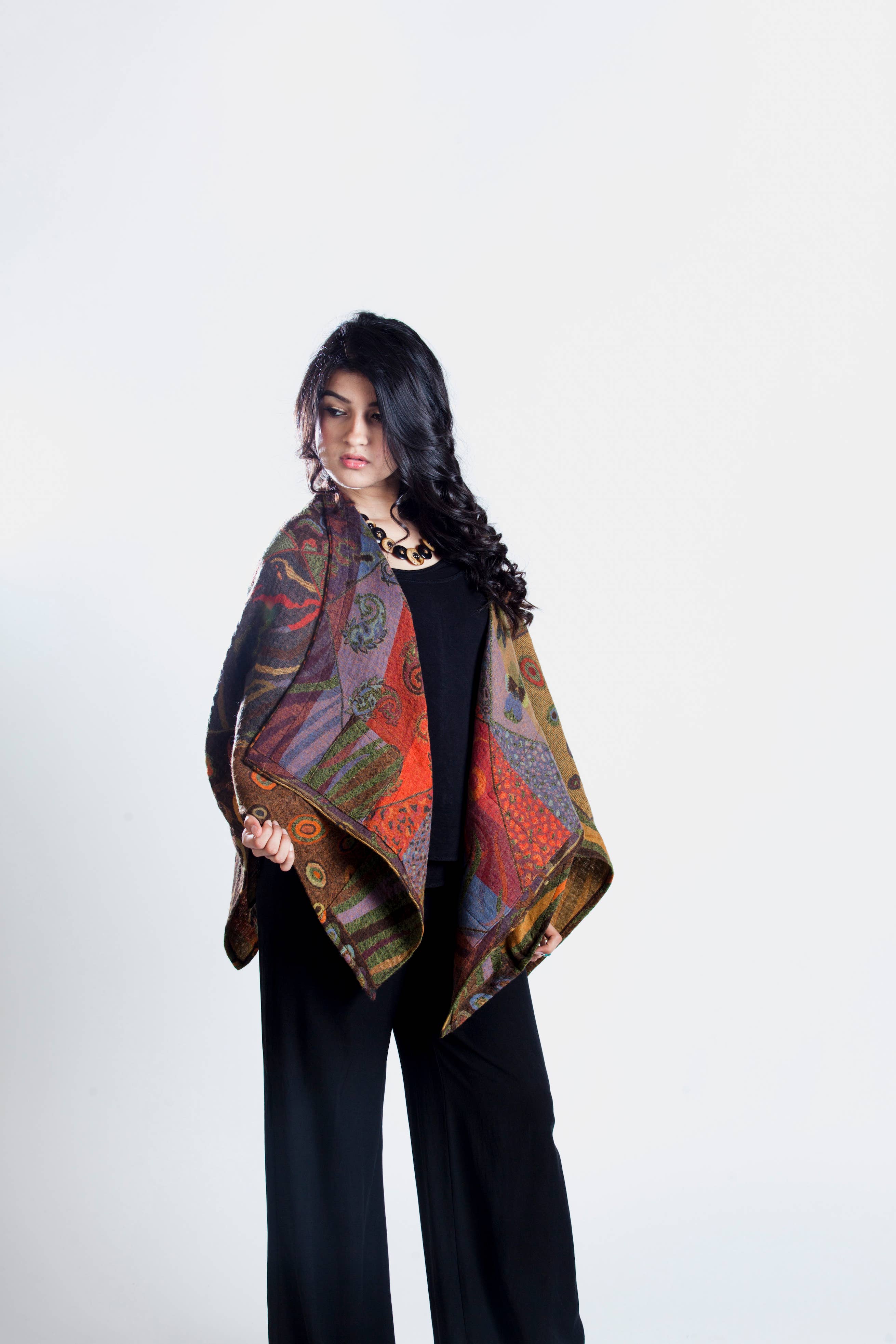 In Style Scarves - Vendita all'ingrosso Poncho - Donna - Poncho autunnale 100% lana Merino australiana in due misure6