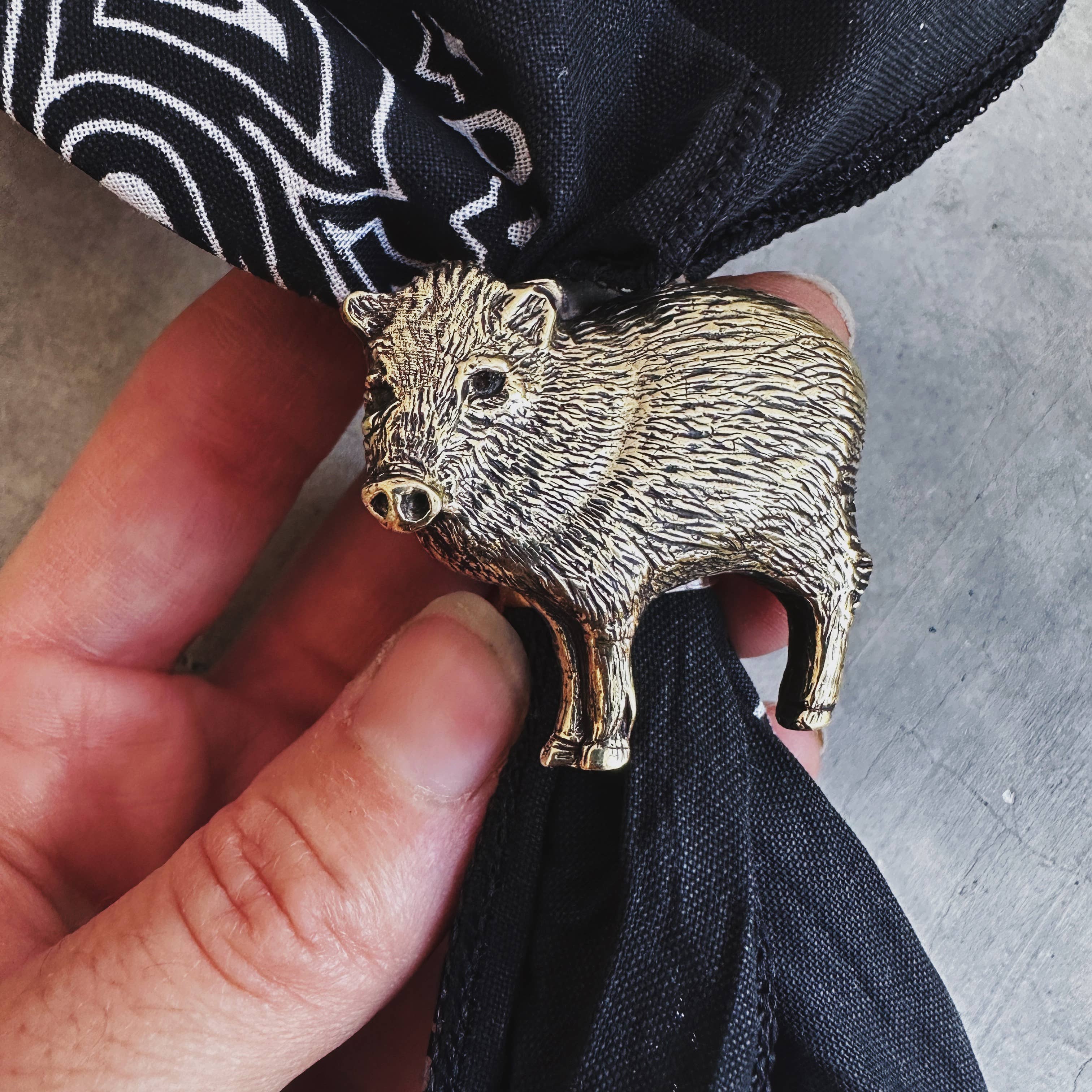 HELIOTROPE - Wholesale Scarf Clip - Women's - Bandana Slide (12 Options)11