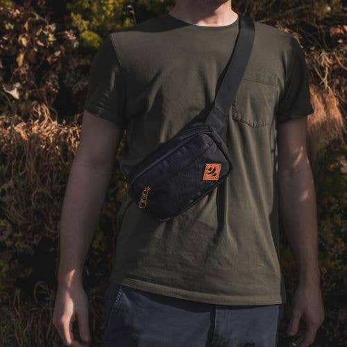 Revelry Supply - Wholesale Crossbody Bag - Women's - The Companion Crossbody33