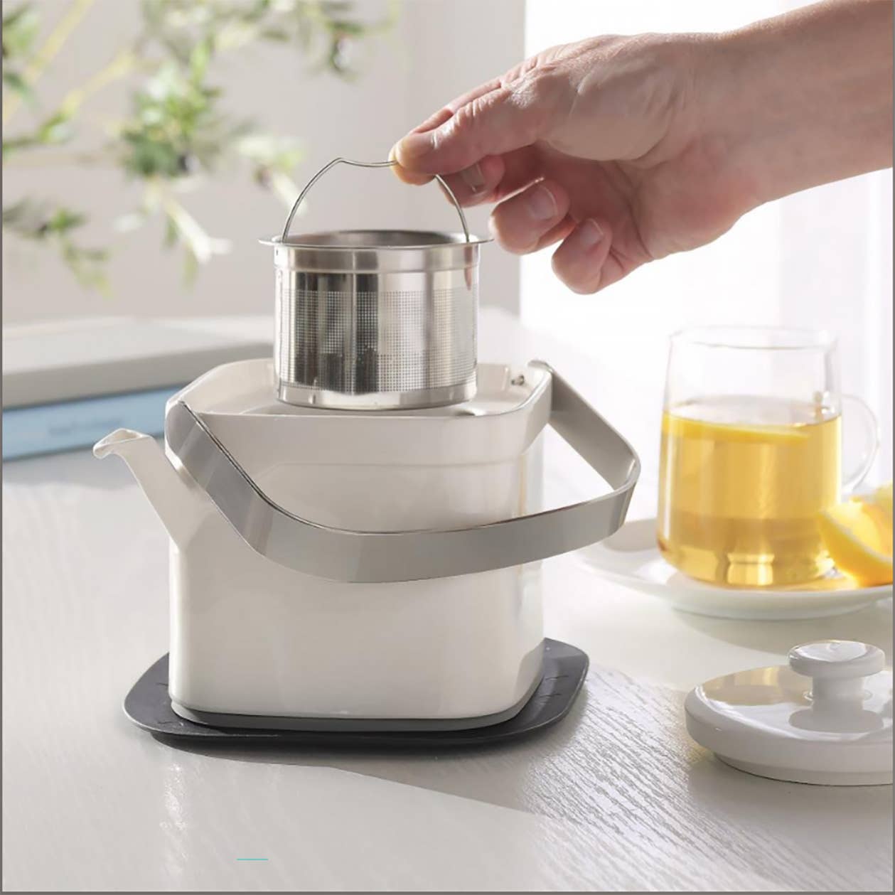 THAT Inventions - Wholesale Dip - HeatTHAT! 1-Hour Heated Tableware1