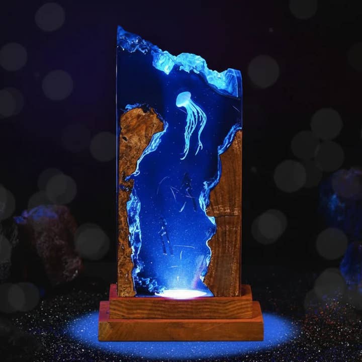 Jellyfish and Divers Epoxy Resin Night Light Lamp Decor for wholesale by Merchemy