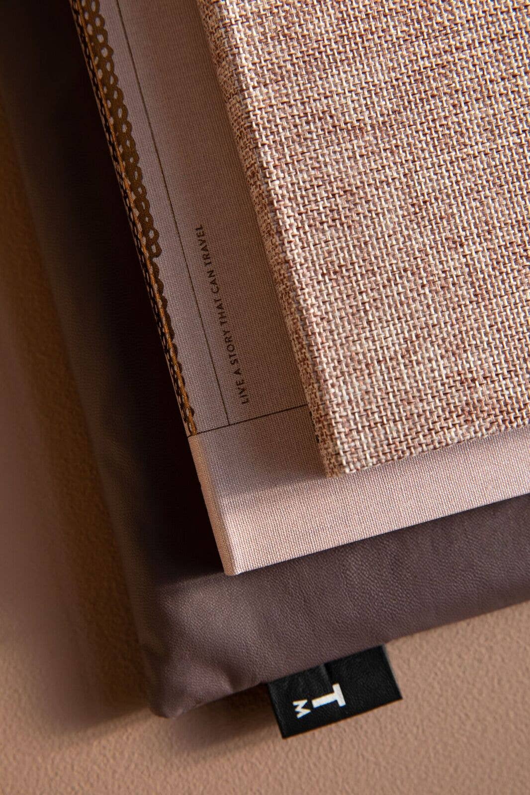 Tinne Mia - Wholesale Notebook - Linen notebook B5 - Rose Pale2