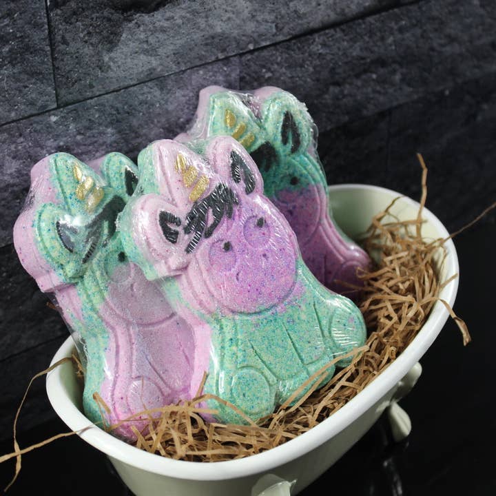 Wicked Bubbles LLC - Wholesale Bath Bomb/Fizz - Bath bomb - 4.5 oz - Baby Unicorn8