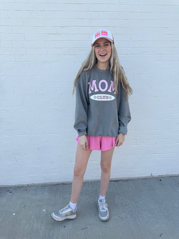 Sweat-shirt graphique pour femmes Mom Club pour la vente par MJ Avenue