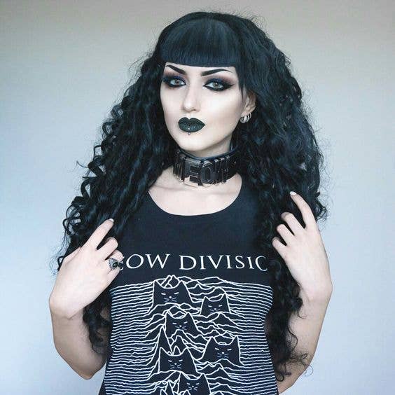 Gothicat – Großhandel T-Shirt mit Siebdruck – Unisex – Meow Division T-Shirt1