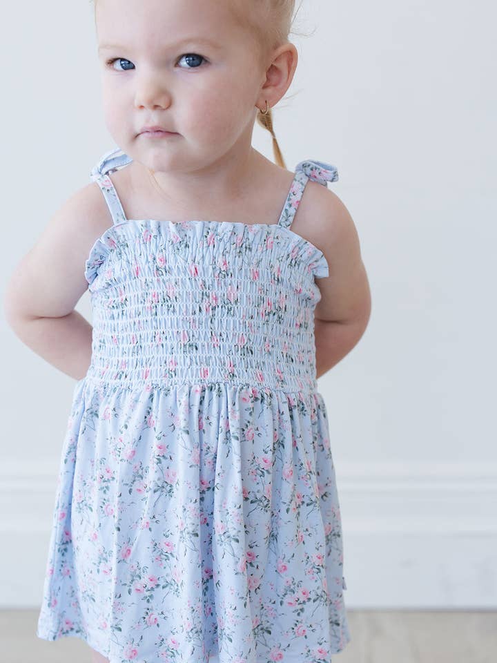 Eloise - Ensemble Robe à Smocks avec Couches pour la vente par Blush Lotus
