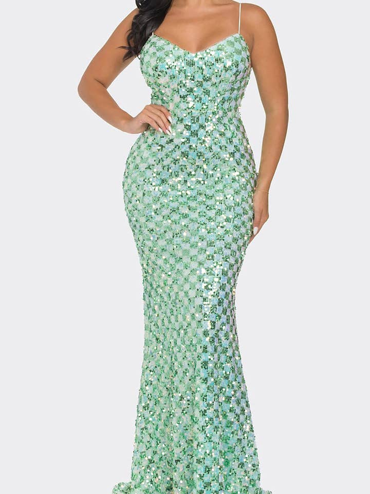 ABITO LUNGO ATTILLATO CON SCOLLO A V E PAILLETTES COMPLETAMENTE per la vendita all'ingrosso da parte di ROUSSEAU