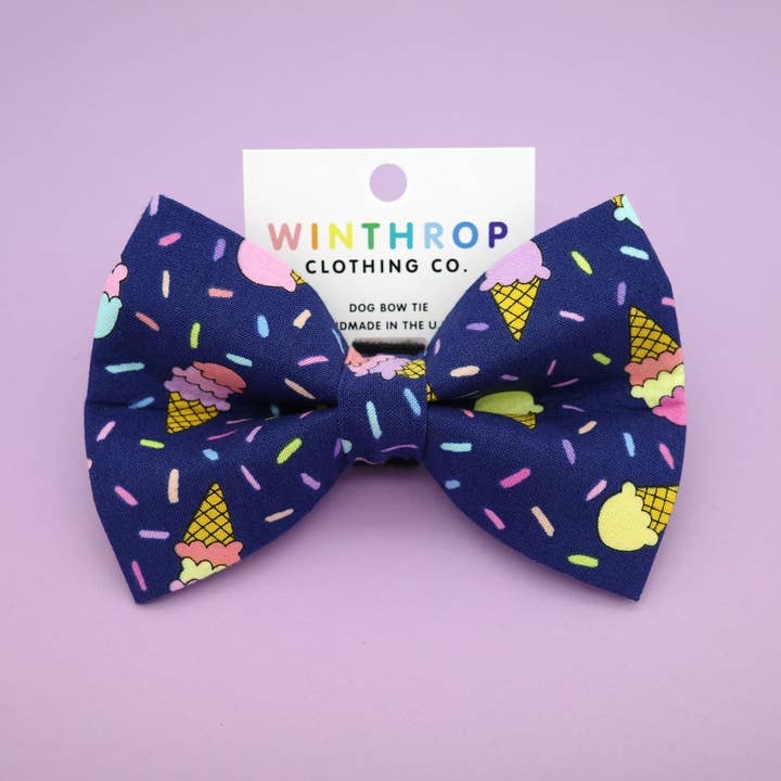 Nœud papillon pour chien pour la vente par Winthrop Clothing Co.