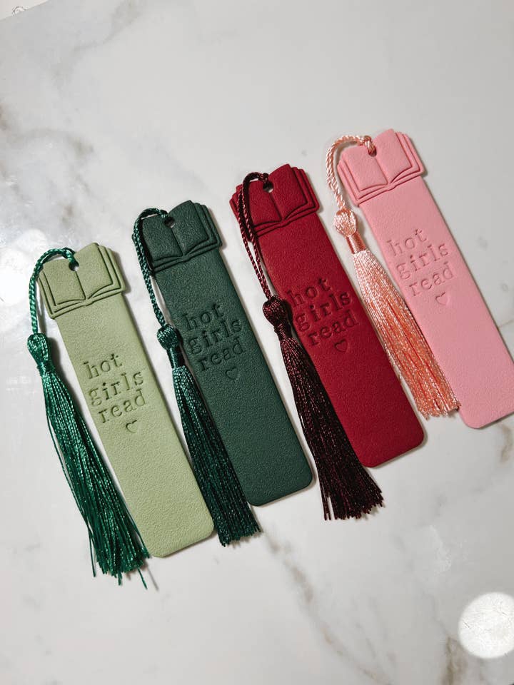 Hot Girls Read Clay Bookmark for wholesale by Bayside Clay