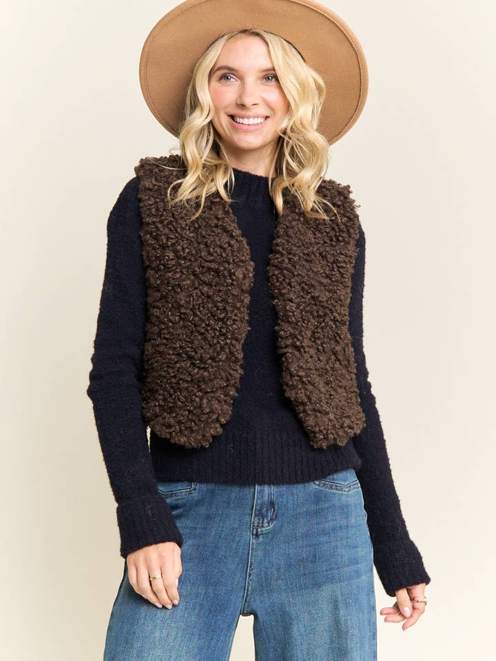 FAUX FUR LUXE VEST- LEJ4199 for wholesale by Madelyn