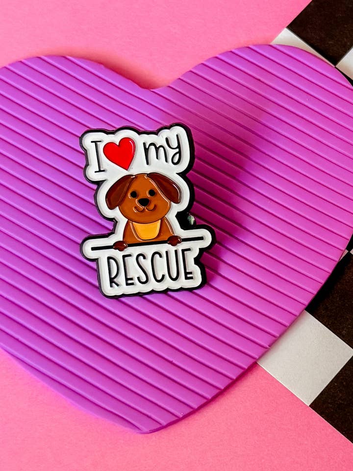 Amo la mia Spilla di Soccorso | Spilla in Smalto per la vendita all'ingrosso da parte di Larry’s Waffle Shop