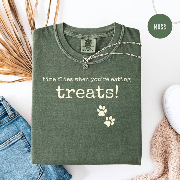 Grappige Hondenliefhebber Comfort Kleur Honden Mama T-shirt voor wholesale door CindyL Boutique