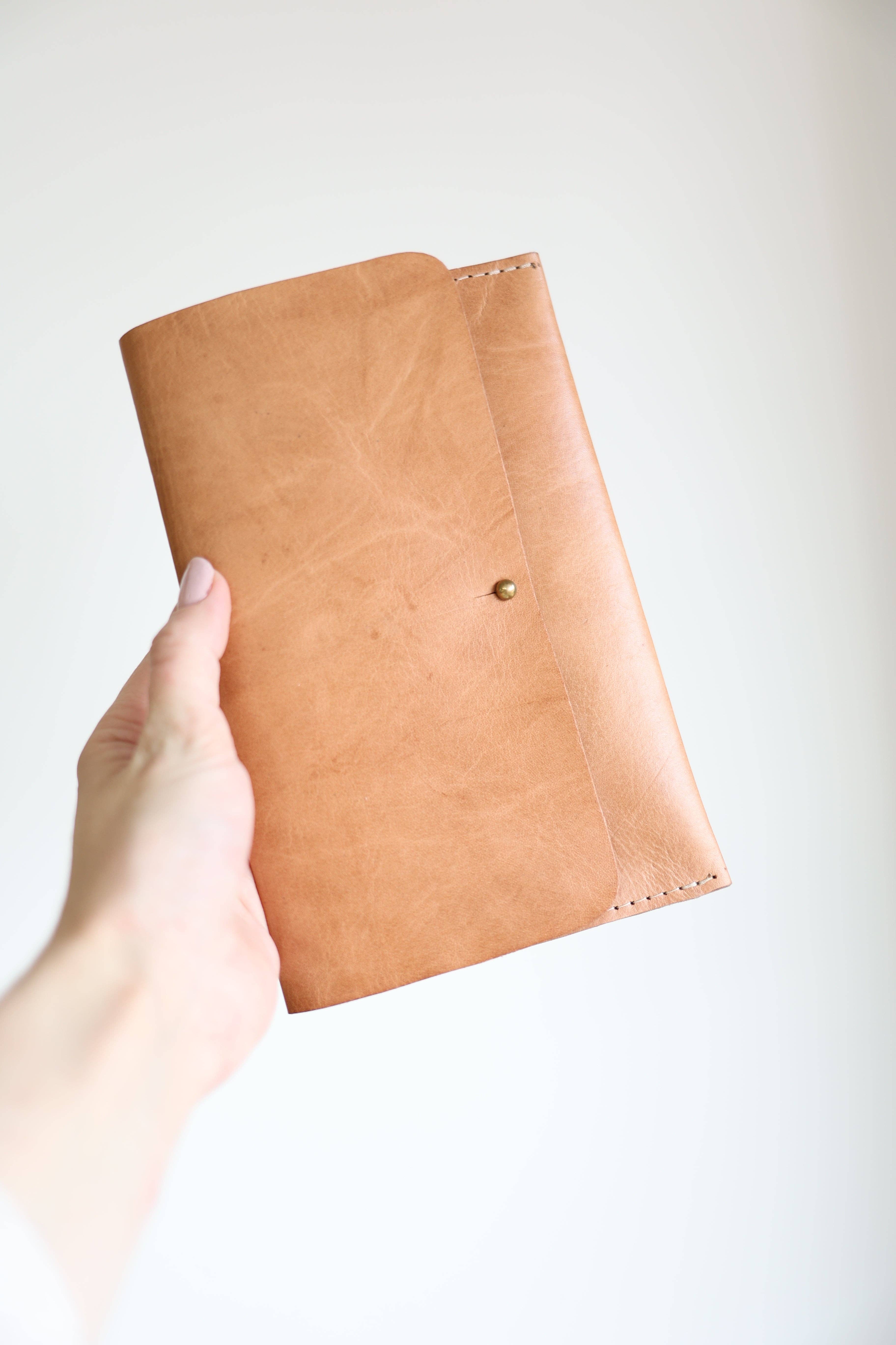 Jubilee Trading Co.  |  Ethical Trade Decor + Accessories - Wholesale Wallet - Women's - Atlas Wallet4