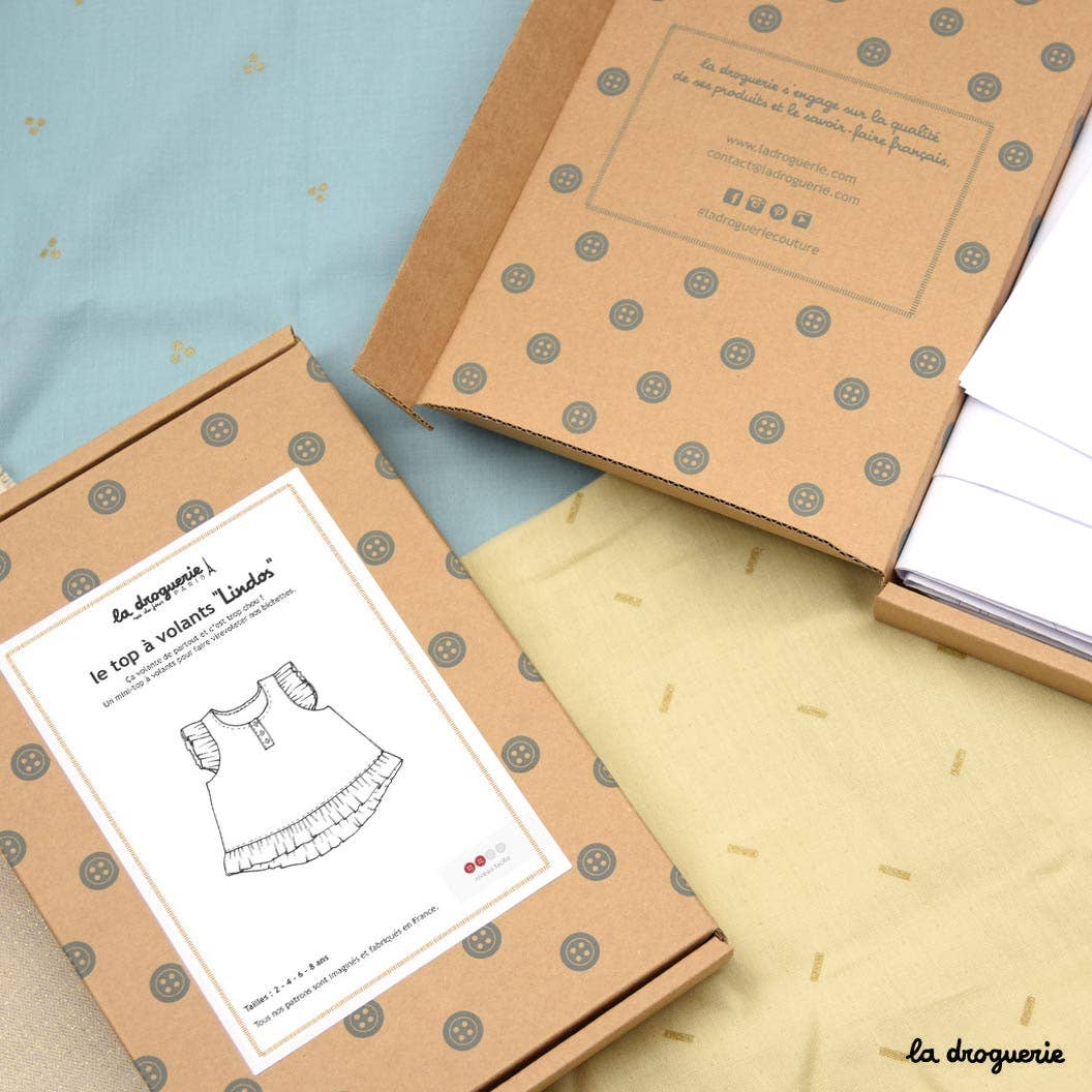 LA DROGUERIE – wholesale Craft sewing kit – Child's ruffled top sewing pattern "Lindos"2
