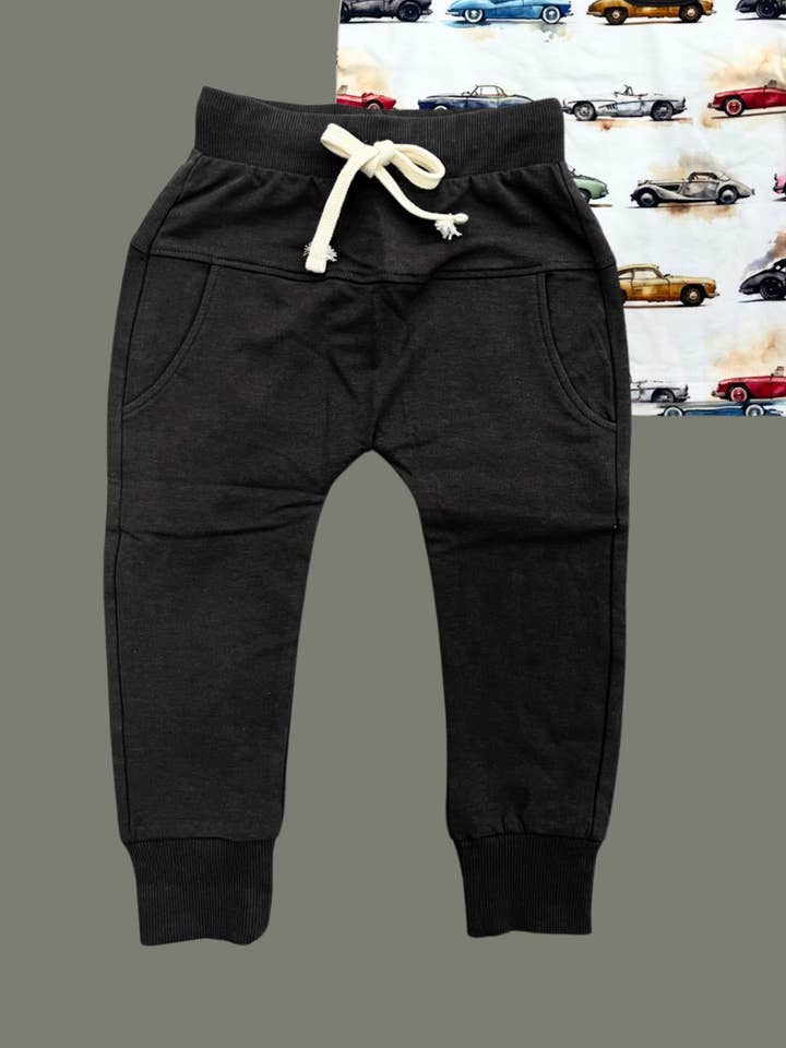 Jogging Charcoal pour la vente par Riley & Rett