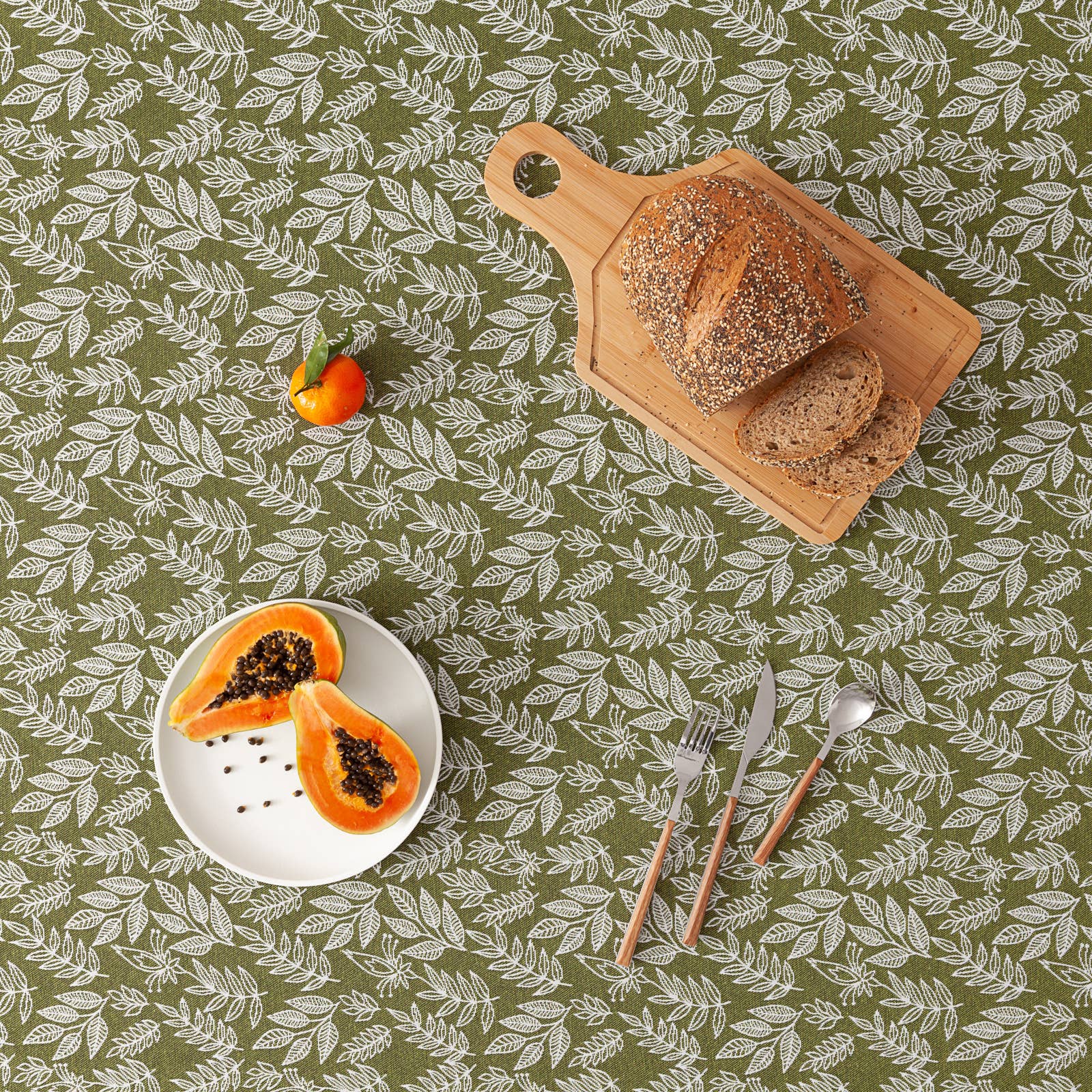 GAMUSI - Wholesale Tablecloth - Floral cotton jacquard waterproof tablecloth JALI9