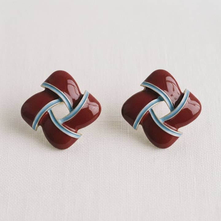 Chic Vintage-Inspired Gemstone Drop Earrings for wholesale by Ellemadera