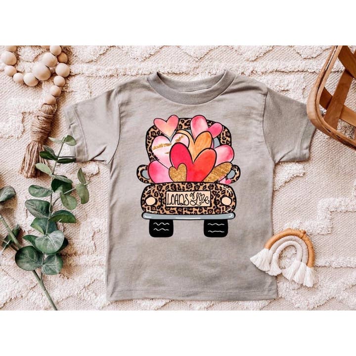 Camion léopard Loads of Love pour la vente par Great Tees