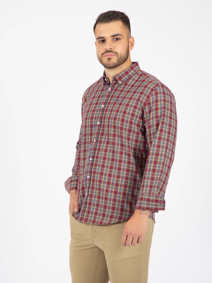 Rödbrun skjorta för wholesale av Solera