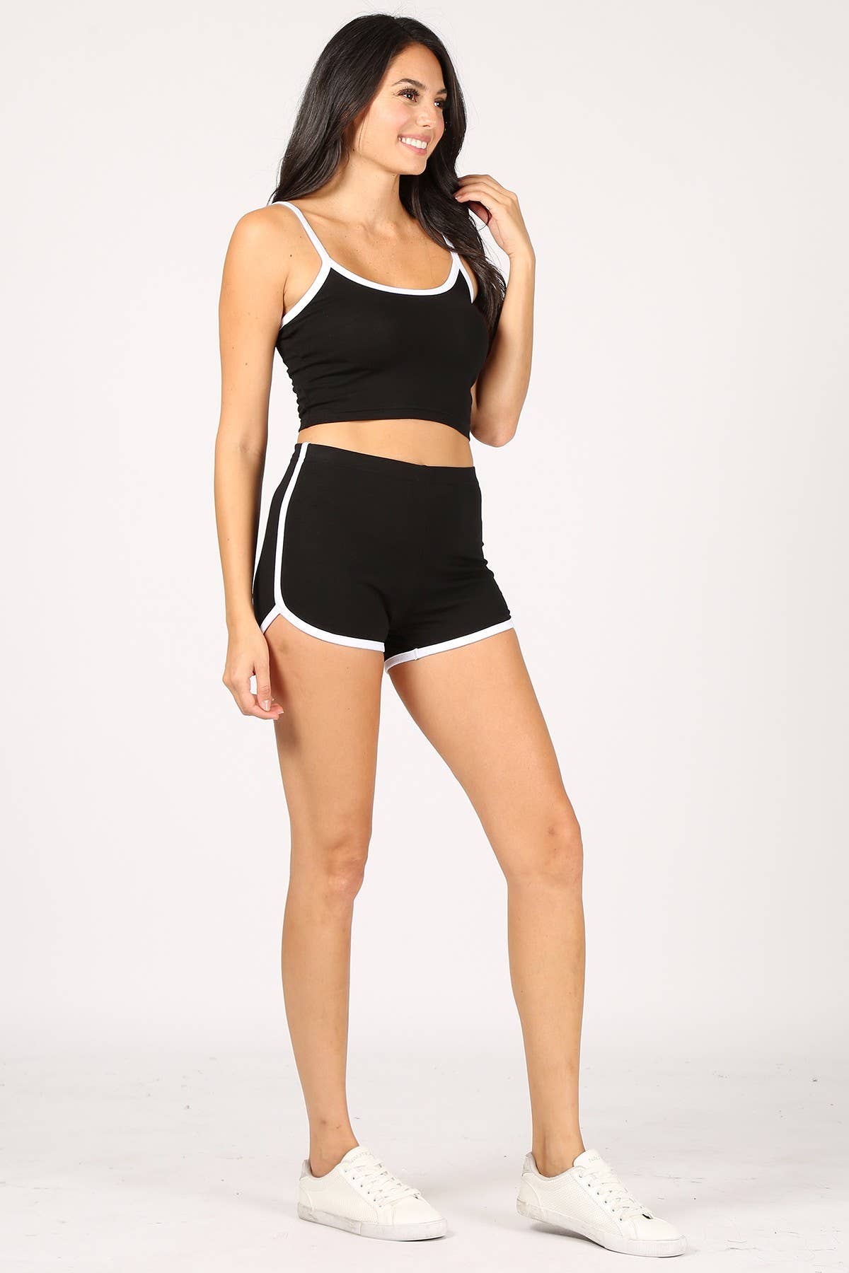 Color 5 - Wholesale Sportkledingset - Dames - Cropped camitop met korte broek van katoen lycra met dolfijn5