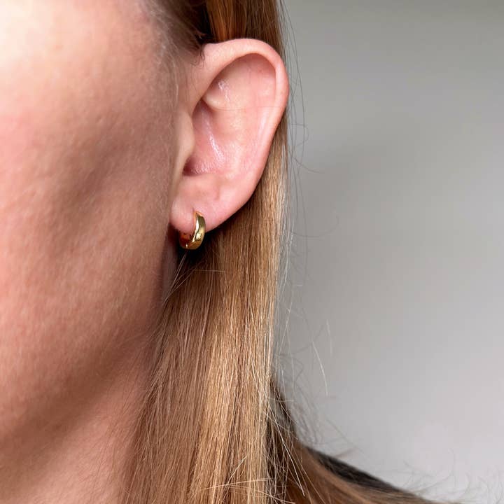 GoldFi - Wholesale Jewelry Set - Polished Classic Clicker Hoop Earrings