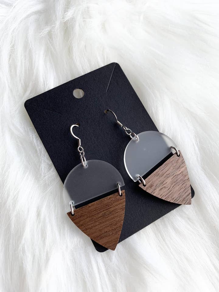 Pendentifs en forme de cône empilés - Bois pour la vente par 269 Design