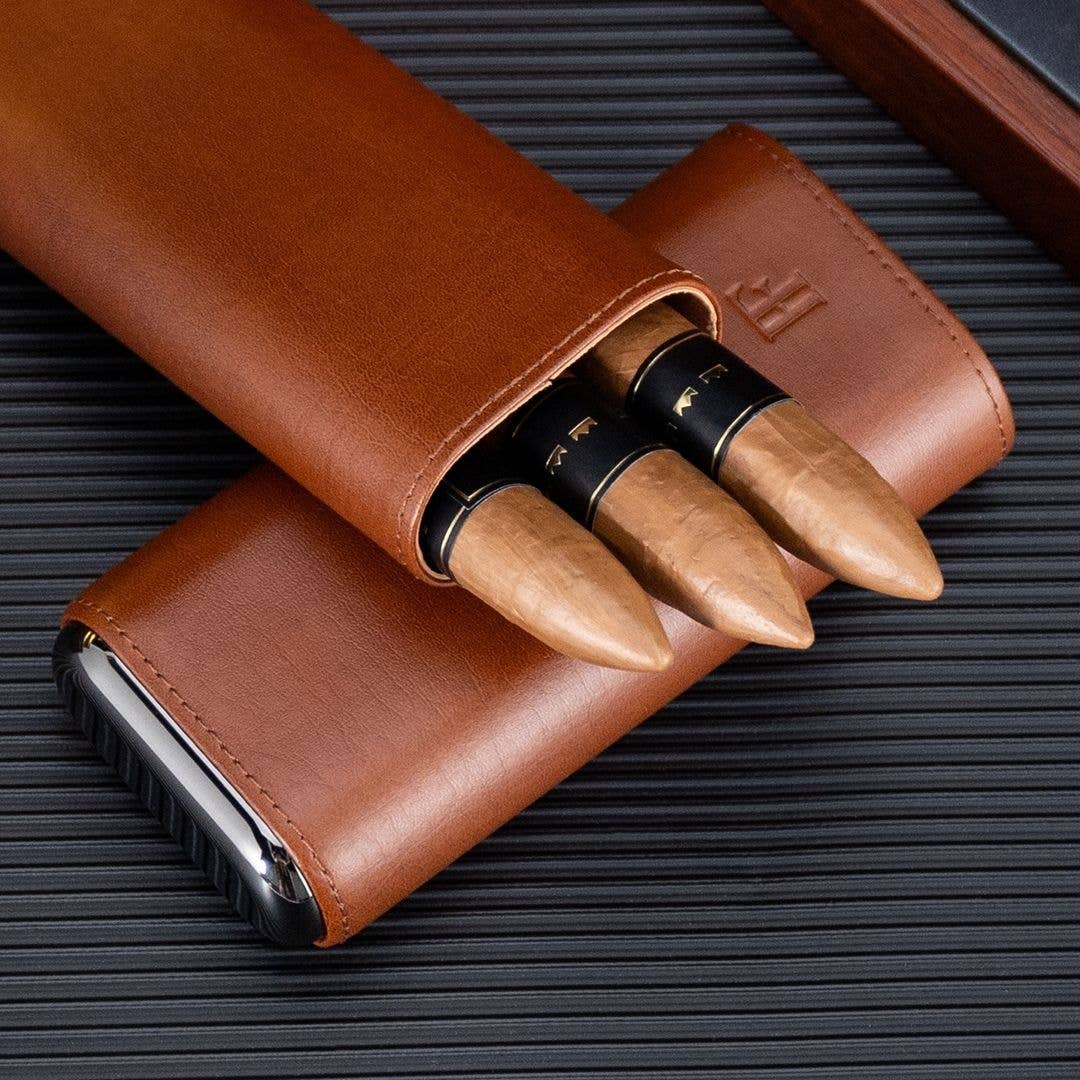 Fluid And Fire - Wholesale Humidor/Cigar Accessory - Vero 3-Slot Leather Travel Case – Compact Storage with Cedar Lining1