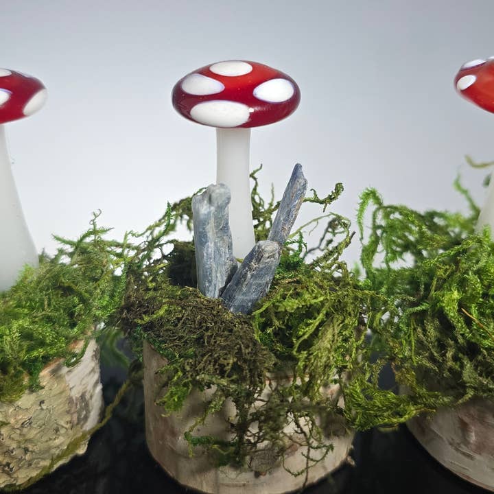 Glass Mushroom Sculptures, Amanita mushroom for wholesale by Sunshine Glass Gifts