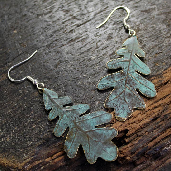 Plataica - Wholesale Dangle Earrings - Oak leaf earrings in brass and 925 silver with green patina