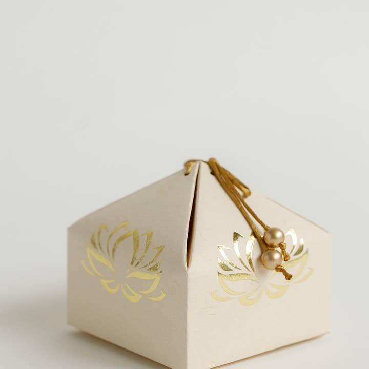 Decorasian - Venta al por mayor Caja de regalo - Caja de regalo Lotus beige3