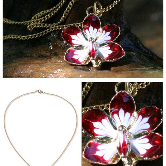NOVICA - Vente Colliers à pendentif - NOVICA Intemporel Dancer Naturel orchidée collier fleur1