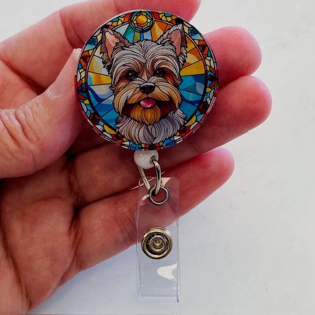 Falso Vitral Porta-Crachá Yorkie - Terrier de Yorkshire por atacado de Spellbound Rose Creations