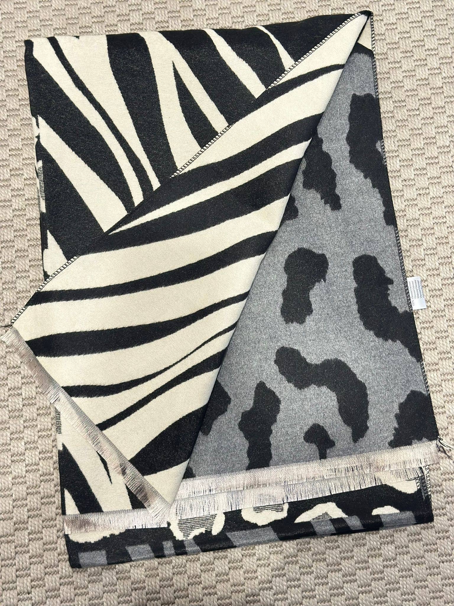 ADORA - Wholesale Scarf - Women's - ANIMAL PRINT SCARF0