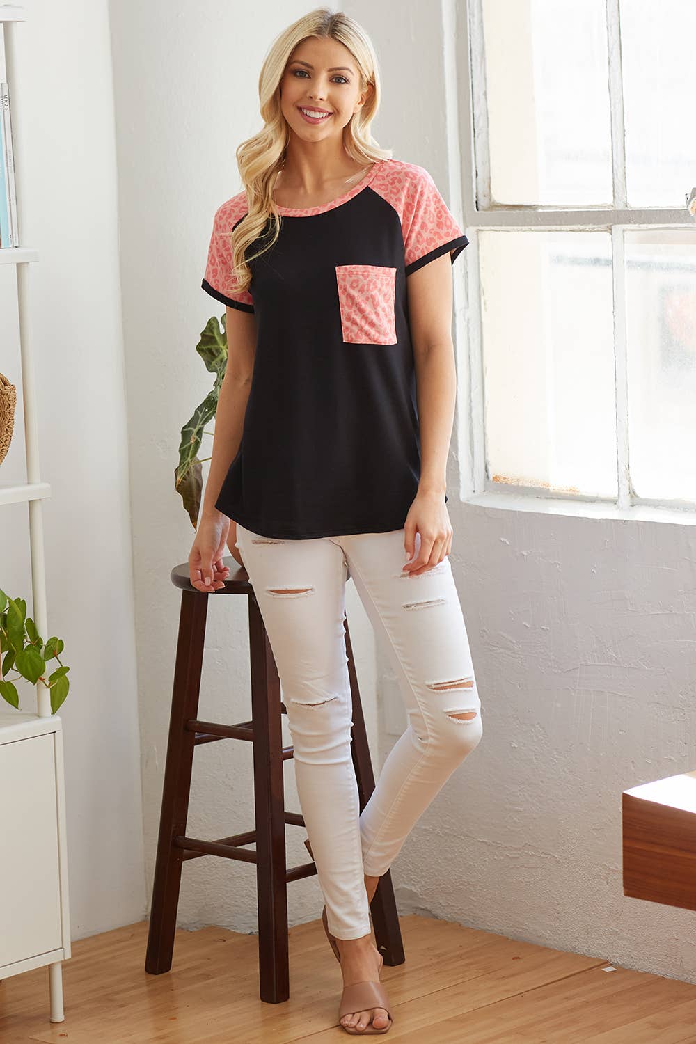 lovely melody - Wholesale T-Shirt - Women's - LMT2216-Day to Day Leopard Top9