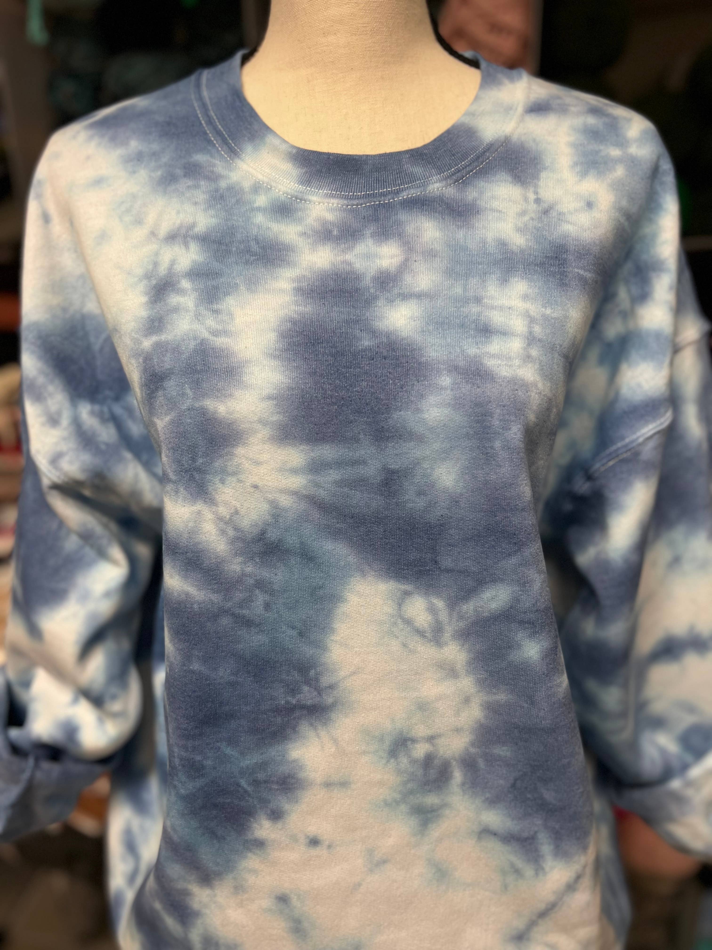 Cozy Knots & Paws - Vente Sweat-shirt – femme - Pull col rond tie-dye bleu roi2